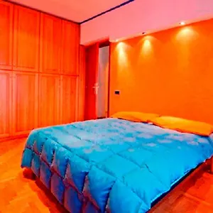  Appartamento Julias Domus, T Apartment, Metro C Italia